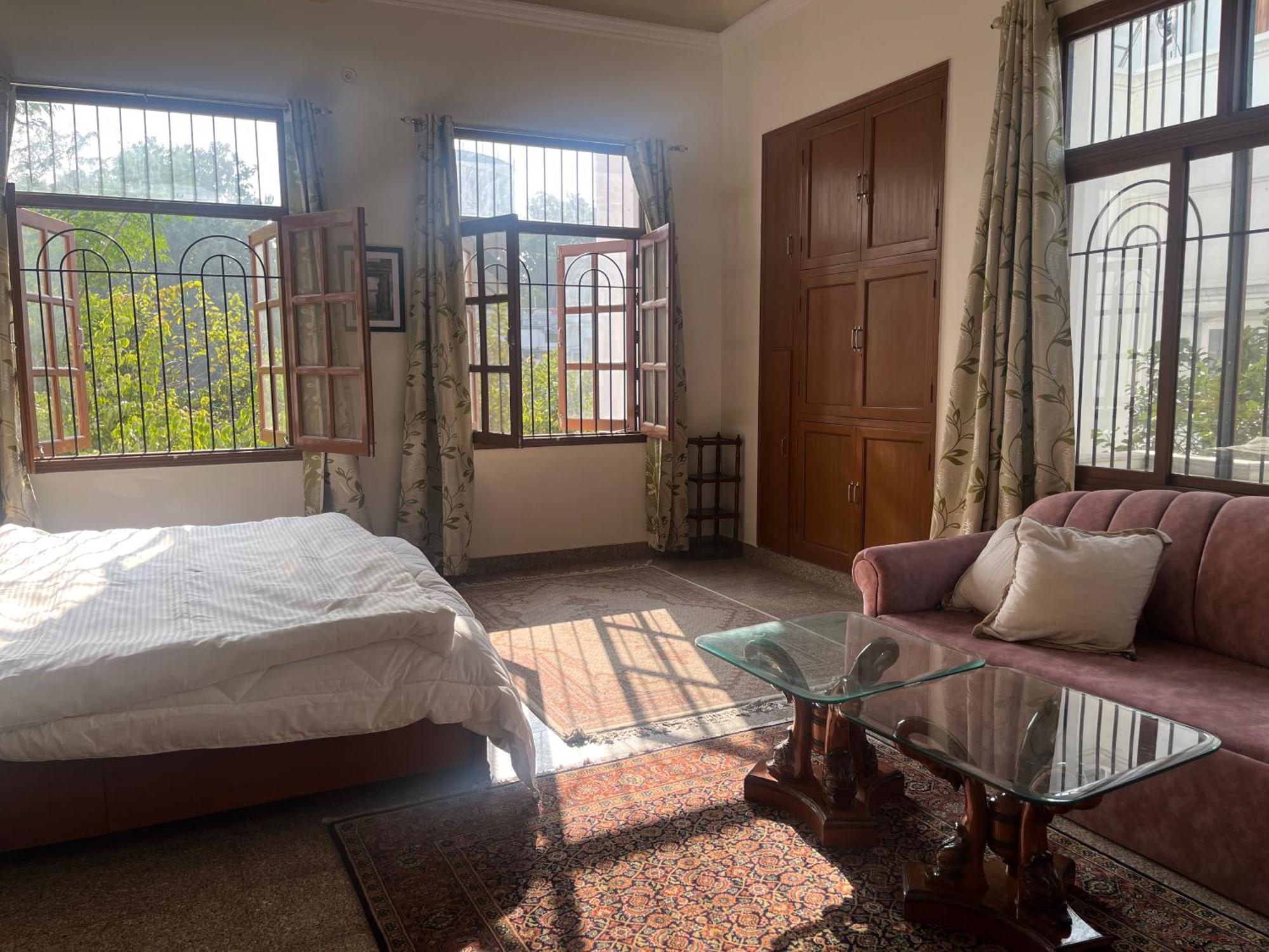 Mulberry Garden Hotel Varanasi Exterior photo
